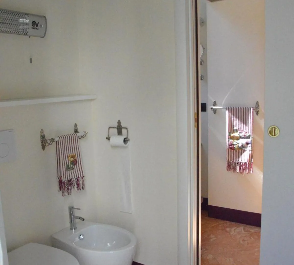 Boutique Apartment With Garden Μπελάτζιο 0*,  Ιταλία